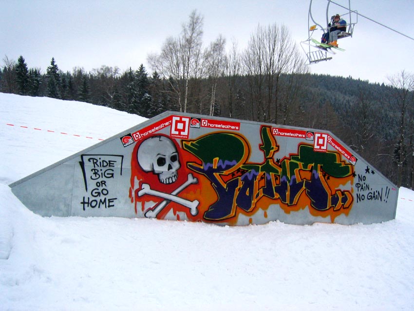 C2004_203.jpg